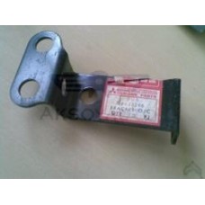 MB033296-YAĞ RADYATÖR BAĞLANTI L300